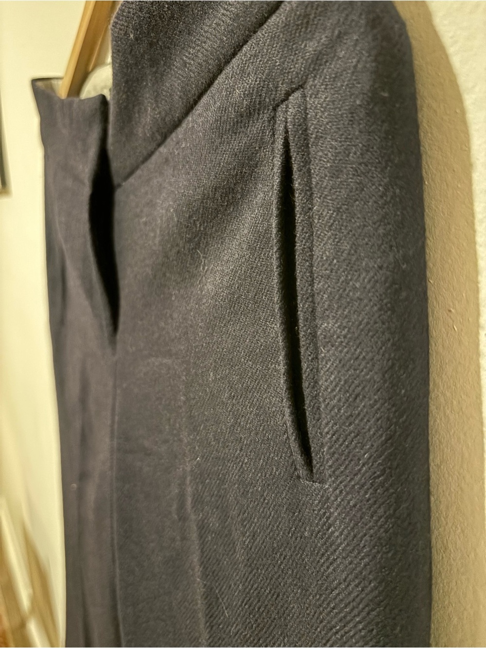 100% Wool Shell JCrew Navy Favorite Fit Pant - Picture 8 of 8